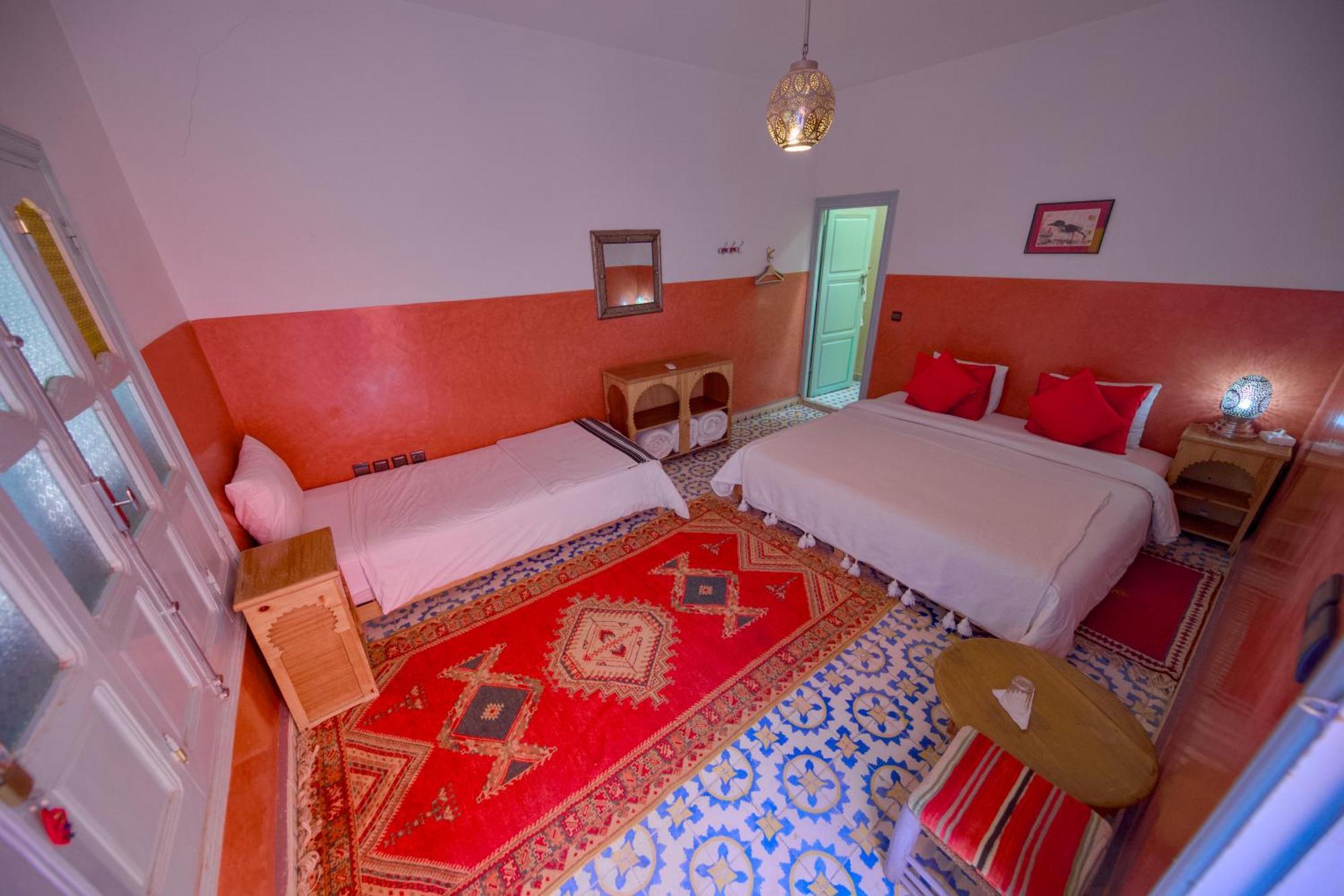 Maison D'Hotes Dar Farhana Tajda エクステリア 写真